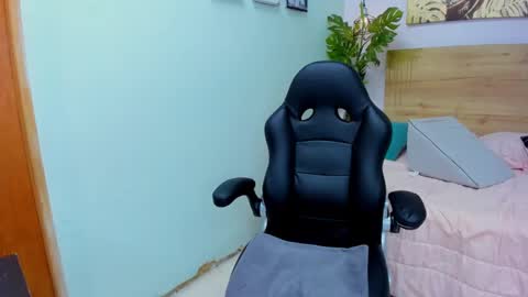 LILA online show from March 4, 2025, 5:34 pm