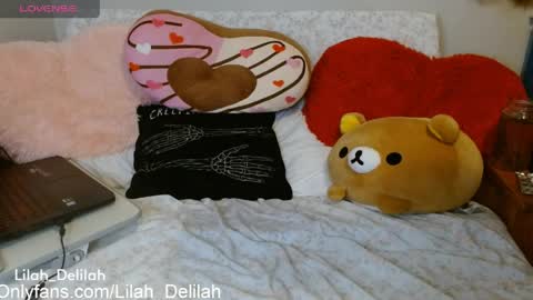 Lilah Delilah online show from April 20, 2026, 4:15 am