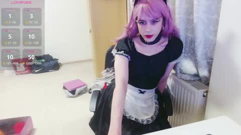 lilah_ts online show from February 2, 2025, 3:21 am