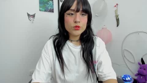 Lila 3 online show from January 30, 2025, 4:06 am