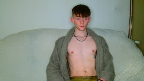 lilbearxxxx online show from April 24, 2026, 8:00 pm