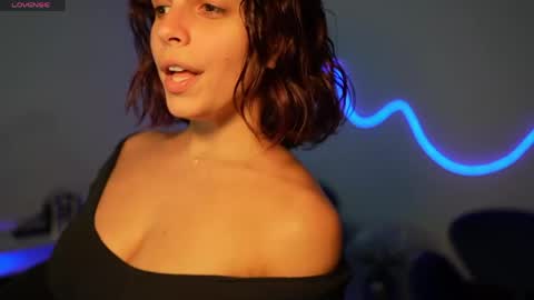 Rebecca online show from May 28, 2026, 8:28 pm