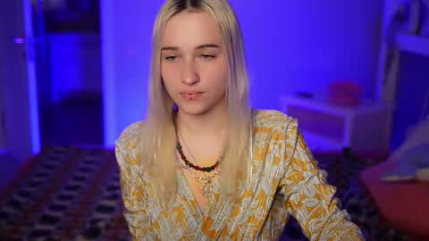 Snapshot of lilelfies chatting on April 15, 2026, 1:23 am Anna online show from April 15, 2026, 1:23 am