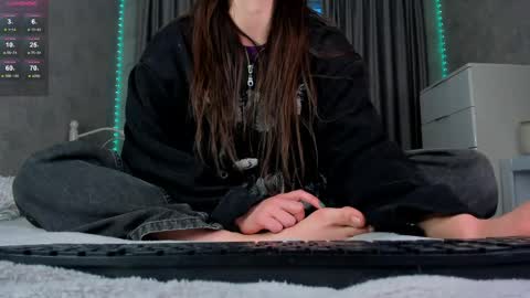 lilflexxy online show from May 31, 2026, 7:04 pm