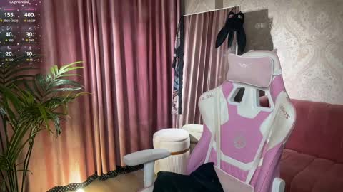 Lili online show from April 5, 2026, 12:46 pm