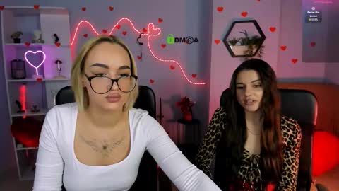 Snapshot of lili_blake_ chatting on March 26, 2026, 7:03 am Lili online show from March 26, 2026, 7:03 am