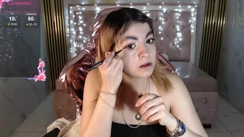 Lili online show from September 24, 2025, 3:32 am