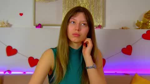 Mia online show from February 17, 2026, 6:43 am