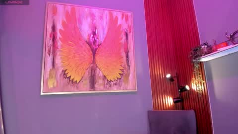 holis soy lily chang no olvides el pulgar arriba es muy importante para mi 3 independent model online show from December 3, 2025, 7:56 pm