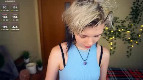 Lilian online show from September 11, 2025, 6:13 am