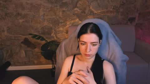 Snapshot of liliaroze chatting on June 5, 2026, 4:08 am liliaroze online show from June 5, 2026, 4:08 am