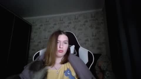 liliawoolf online show from November 4, 2025, 7:13 pm