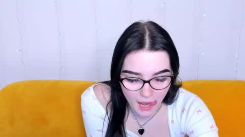 Snapshot of lilibethxx chatting on December 8, 2024, 7:26 am lilibethxx online show from December 8, 2024, 7:26 am