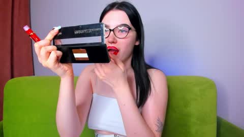 Snapshot of lilibethxx chatting on December 11, 2024, 1:47 am lilibethxx online show from December 11, 2024, 1:47 am