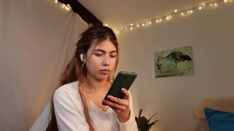 Snapshot of lilicum301 chatting on February 4, 2026, 9:48 am your love online show from February 4, 2026, 9:48 am