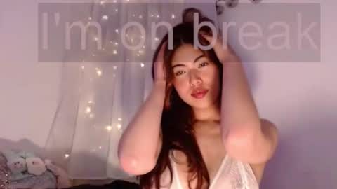 Snapshot of lilicum301 chatting on February 5, 2026, 3:33 am your love online show from February 5, 2026, 3:33 am