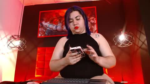 LILIH online show from September 27, 2025, 11:48 am