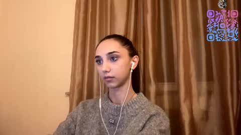 Snapshot of lilihalvorsen chatting on October 14, 2025, 10:32 pm Lina online show from October 14, 2025, 10:32 pm