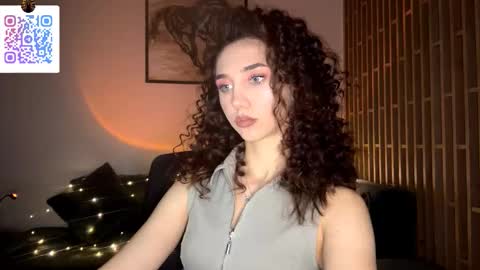 Lina online show from March 1, 2026, 10:23 pm