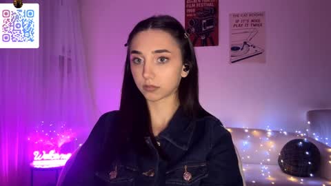 Lina online show from March 27, 2026, 1:22 am