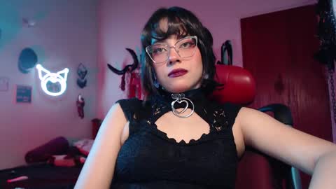 Molly online show from December 21, 2024, 1:26 am