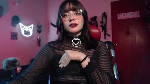 Molly online show from December 27, 2024, 1:43 am
