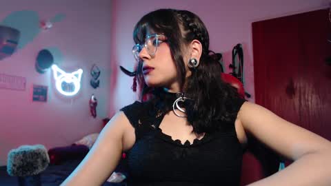 Molly online show from January 10, 2025, 2:25 am