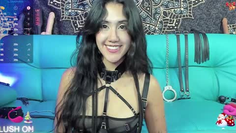 lilit_616_ online show from December 12, 2024, 4:04 am