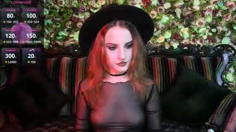 lilit_el_ online show from November 28, 2025, 1:58 pm