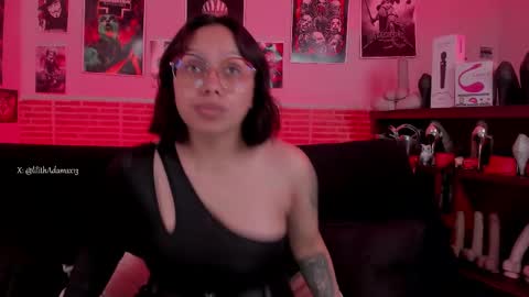 MISTRESS LILITH online show from October 16, 2025, 3:02 pm