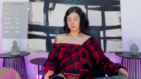 lilith_moonx online show from May 10, 2026, 1:00 am