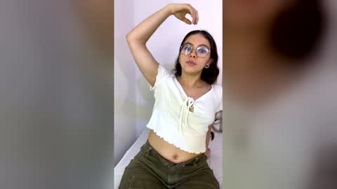 Lilith  online show from December 20, 2025, 12:45 pm