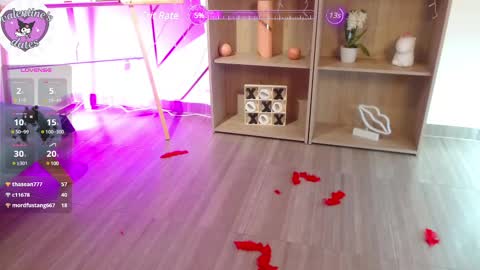 Snapshot of lilith_vamp chatting on February 9, 2025, 8:24 pm LILITH 200 LIKES Thursday Clown Costume M online show from February 9, 2025, 8:24 pm