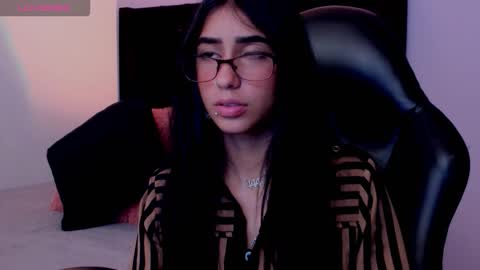 Snapshot of lilithcollins chatting on October 17, 2025, 3:14 pm LILIKTH   online show from October 17, 2025, 3:14 pm