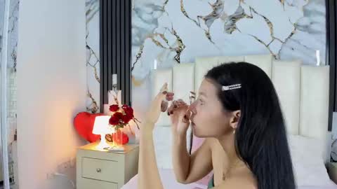 Lilith  online show from February 21, 2025, 4:40 am