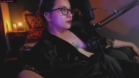 lilithmystic01 online show from February 5, 2025, 11:17 pm