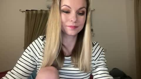 Snapshot of lilithnewdawn chatting on February 26, 2026, 8:52 pm lilithnewdawn online show from February 26, 2026, 8:52 pm