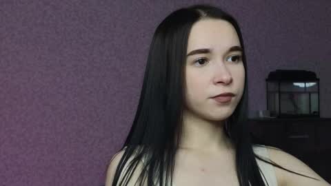 lilithstrangfor online show from April 19, 2026, 11:07 pm