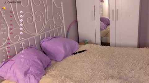 Melanie online show from March 27, 2026, 8:26 am