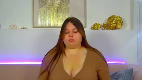 LillianHaig online show from September 10, 2025, 6:52 pm