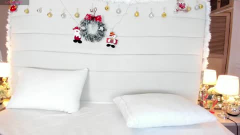 Lizeth follow me in my igimlilycute 3 online show from December 14, 2024, 4:12 am