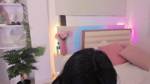 Sweety Lilly Love  online show from December 5, 2024, 3:28 pm