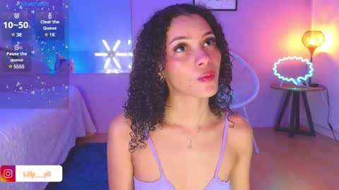 Snapshot of lilly_dollss chatting on January 24, 2025, 2:19 pm Sofia online show from January 24, 2025, 2:19 pm