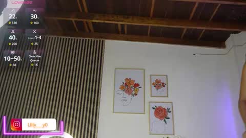 Snapshot of lilly_dollss chatting on November 21, 2025, 1:10 pm Sofia online show from November 21, 2025, 1:10 pm