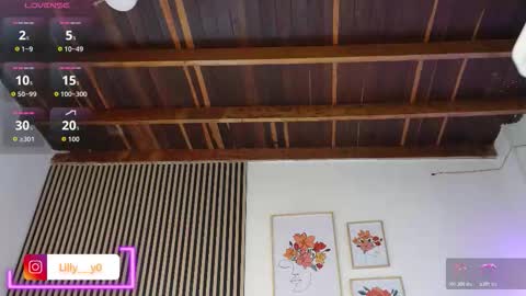 Snapshot of lilly_dollss chatting on December 20, 2025, 12:56 pm Sofia online show from December 20, 2025, 12:56 pm