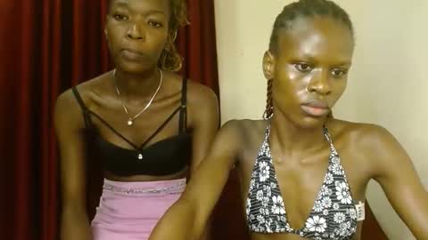 Snapshot of lilly_freak chatting on September 18, 2025, 9:00 am Des online show from September 18, 2025, 9:00 am