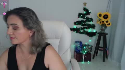 Lilly online show from December 15, 2025, 3:05 pm