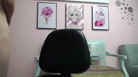 Lilly online show from March 4, 2026, 8:04 pm