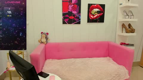 Lily online show from January 17, 2025, 1:15 am