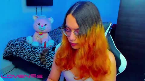 Lilly3 online show from April 12, 2026, 3:11 am